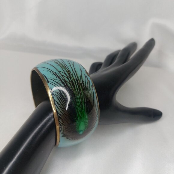 Vintage Peacock Feather Bangle Bracelet Wide Brass Enamel Blue Green Statement - Picture 4 of 8